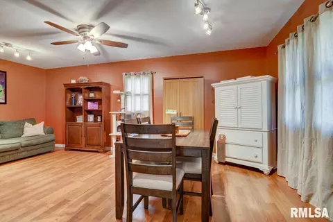 53 Westminister Dr, Chatham, IL 62629 photo 13
