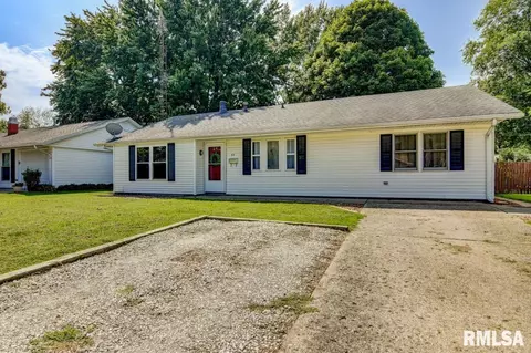 53 Westminister Dr, Chatham, IL 62629 photo 1