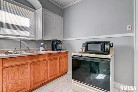 417 W Capitol Ave, Springfield, IL 62704 photo 11