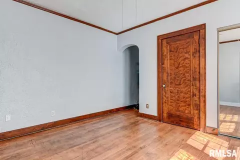 417 W Capitol Ave, Springfield, IL 62704 photo 5