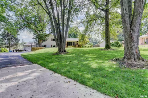 16 Cheyenne Dr, Springfield, IL 62711 photo 3