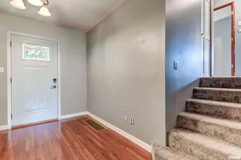 16 Cheyenne Dr, Springfield, IL 62711 photo 7