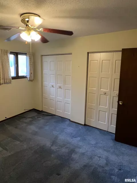2416 E Sangamon Ave, Springfield, IL 62702 photo 16