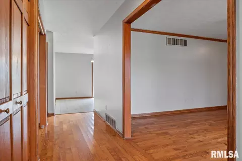 120 Dante Dr, Springfield, IL 62703 photo 3