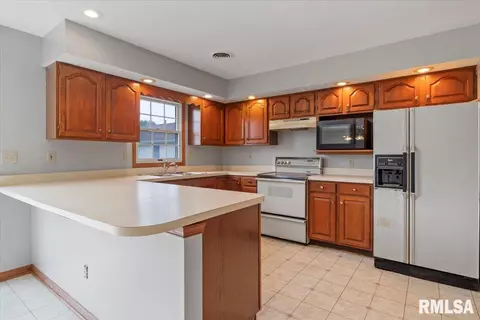 120 Dante Dr, Springfield, IL 62703 photo 11