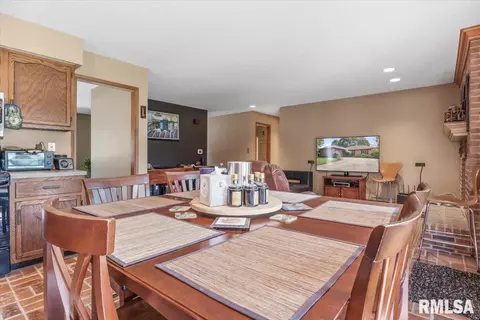 24 Sarah Ave, Springfield, IL 62703 photo 16