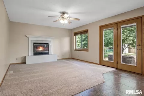4028 Pinebrook Ct, Springfield, IL 62711 photo 6