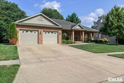 798 Cherokee Dr, Springfield, IL 62711 photo 3