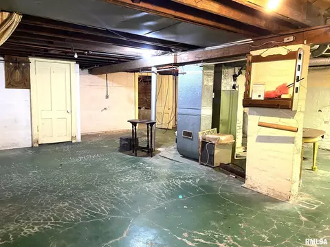 321 W Elliott Ave, Springfield, IL 62702 photo 13