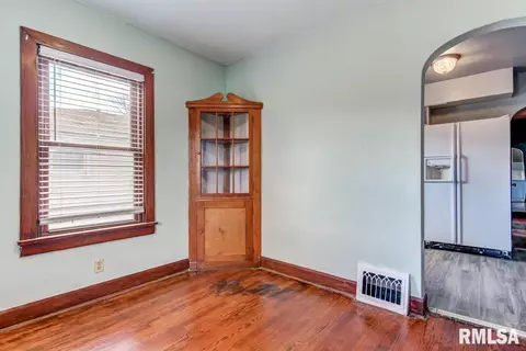 1124 E Stanford Ave, Springfield, IL 62703 photo 7