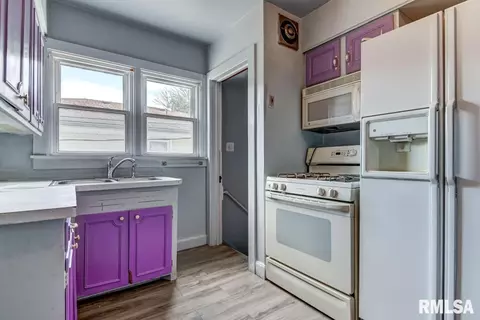 1124 E Stanford Ave, Springfield, IL 62703 photo 9