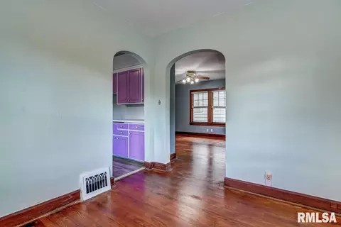 1124 E Stanford Ave, Springfield, IL 62703 photo 8