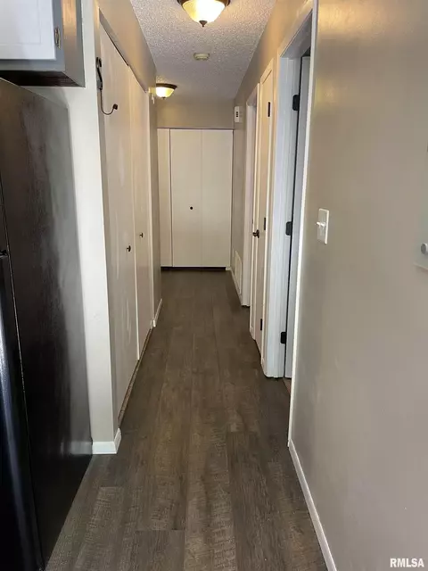 144 N Illinois St, Springfield, IL 62702 photo 6