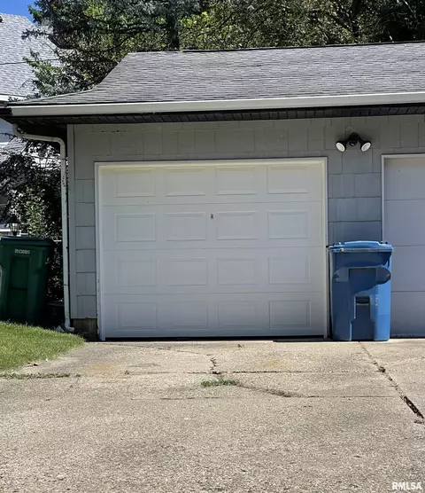 144 N Illinois St, Springfield, IL 62702 photo 12