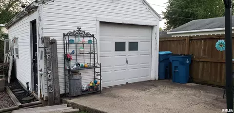 1708 N Schrader Ave, Springfield, IL 62702 photo 17