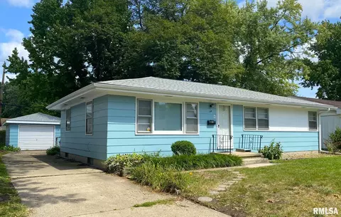 58 Radcliff Rd, Springfield, IL 62703 photo 1