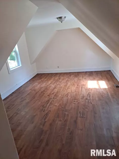 1053 N Patton Ave, Springfield, IL 62702 photo 18