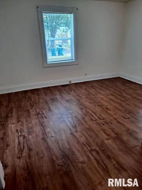 1053 N Patton Ave, Springfield, IL 62702 photo 11