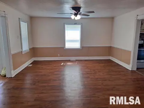 1053 N Patton Ave, Springfield, IL 62702 photo 5
