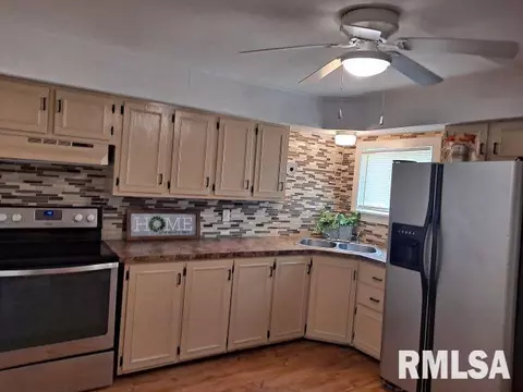1053 N Patton Ave, Springfield, IL 62702 photo 8