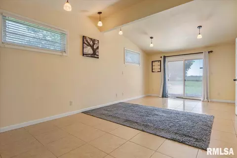 2736 Vigal Rd, Springfield, IL 62712 photo 18