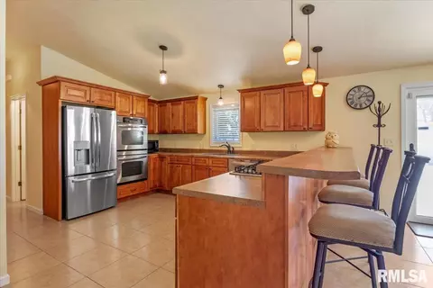 2736 Vigal Rd, Springfield, IL 62712 photo 11