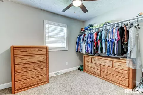 2128 E Keys Ave, Springfield, IL 62702 photo 17