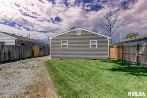 2128 E Keys Ave, Springfield, IL 62702 photo 24