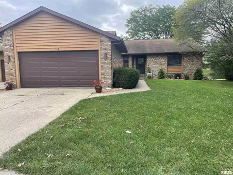 1914 Bayview Ct, Springfield, IL 62704 photo 1