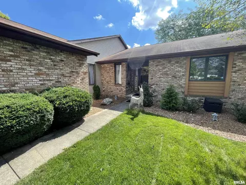 1914 Bayview Ct, Springfield, IL 62704 photo 3