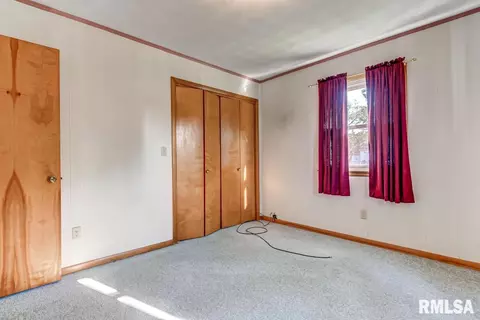 125 S Main St, Loami, IL 62661 photo 27