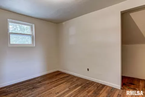 125 S Main St, Loami, IL 62661 photo 40