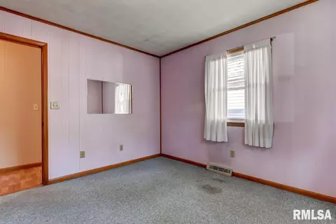125 S Main St, Loami, IL 62661 photo 31
