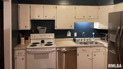 2913 Sandgate Rd, Springfield, IL 62702 photo 7