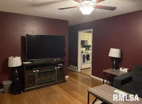 2913 Sandgate Rd, Springfield, IL 62702 photo 5