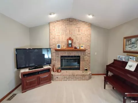 3104 Widbey Ct, Springfield, IL 62704 photo 10