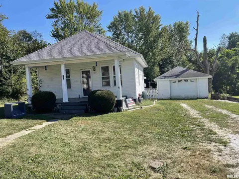 207 W Hickory St, Industry, IL 61440