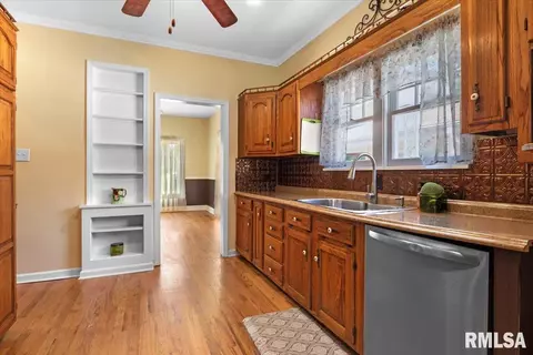 2056 S 5th St, Springfield, IL 62703 photo 16