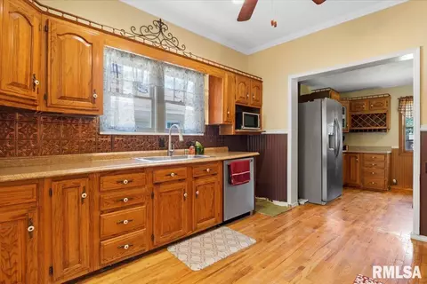 2056 S 5th St, Springfield, IL 62703 photo 14