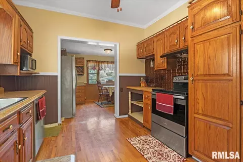 2056 S 5th St, Springfield, IL 62703 photo 15