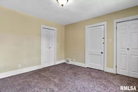2056 S 5th St, Springfield, IL 62703 photo 27