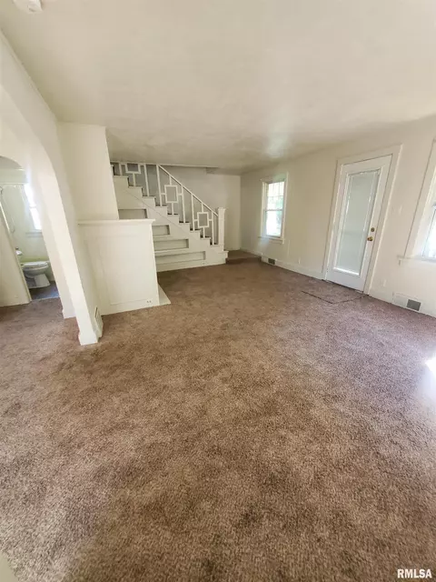 2517 S 6th St, Springfield, IL 62703 photo 3