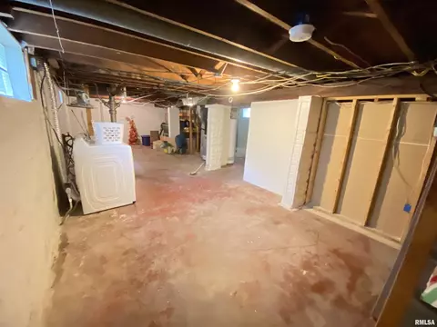 524 Broad Pl, Springfield, IL 62703 photo 11