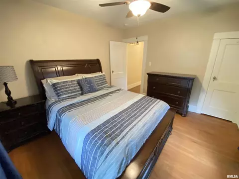 524 Broad Pl, Springfield, IL 62703 photo 8