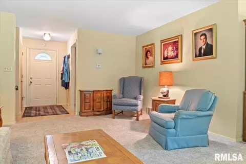2333 Noble Ave, Springfield, IL 62704 photo 7