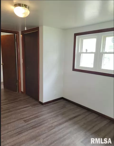 1035 N Franklin Ave, Springfield, IL 62702 photo 11