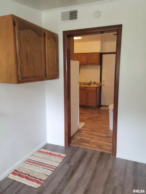 1035 N Franklin Ave, Springfield, IL 62702 photo 5