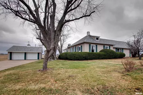 2102 Melview Rd, Quincy, IL 62305