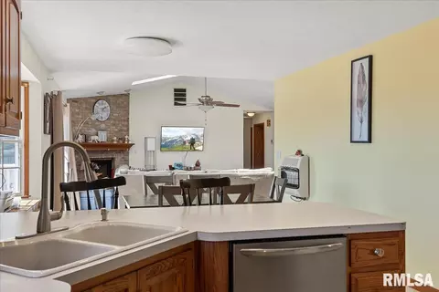6525 Christine Ct, Springfield, IL 62712 photo 17