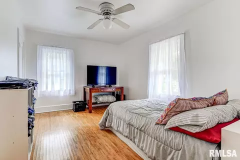 123 N Walnut St, Springfield, IL 62702 photo 30